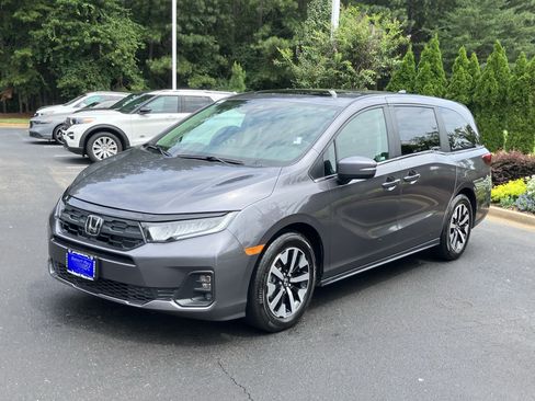 Used 2026 Honda Odyssey EX-L image 6