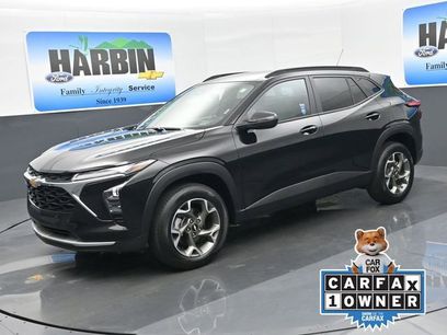 Used 2025 Chevrolet Trax LT w/ LT Convenience Package