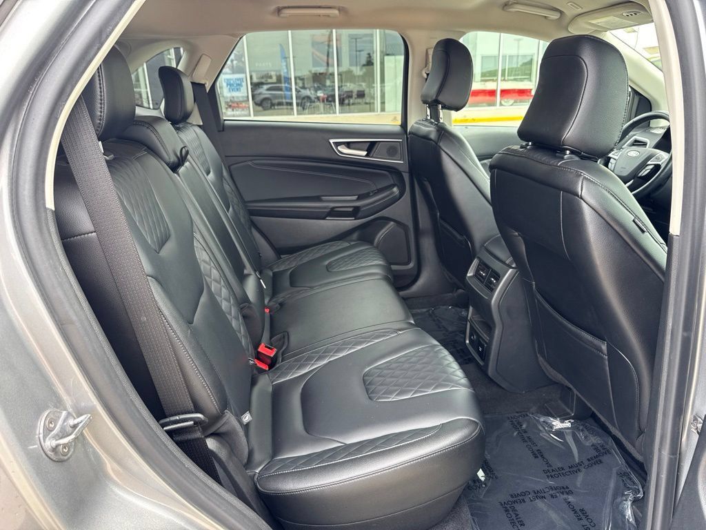 Used 2024 Ford Edge Titanium AWD/4WD image 28