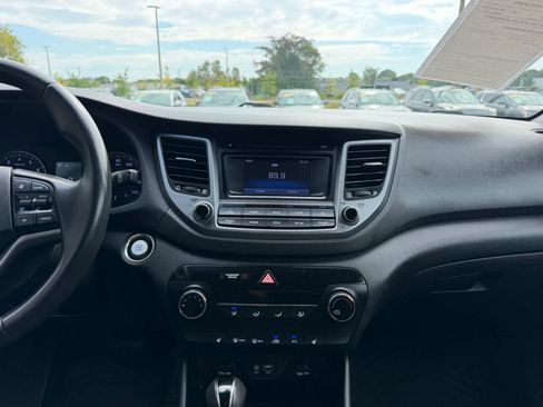 Used 2017 Hyundai Tucson Sport w/ Cargo Package AWD/4WD image 21
