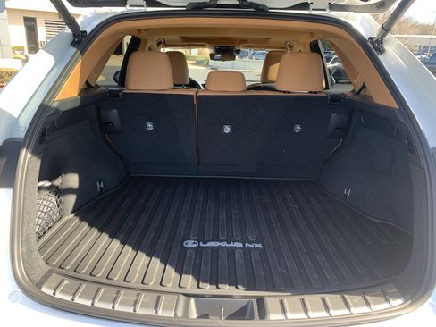 Used 2025 Lexus NX 450h+ AWD w/ Luxury Package image 34