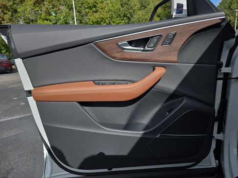 New 2026 Audi Q8 Premium Plus image 27