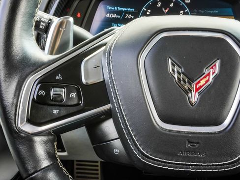 Used 2022 Chevrolet Corvette Stingray Premium Conv w/ Z51 Performance Package RWD image 27