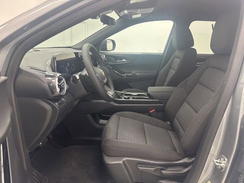 New 2026 Chevrolet Equinox LT AWD/4WD image 23