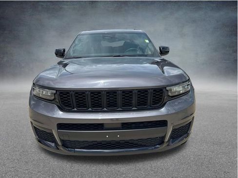 Used 2023 Jeep Grand Cherokee L Laredo AWD/4WD image 2