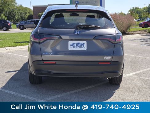 Used 2024 Honda HR-V LX image 16