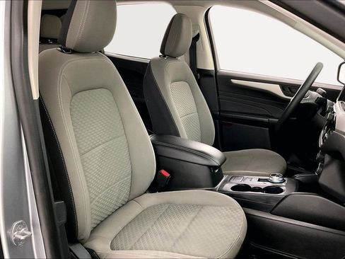 Used 2022 Ford Escape SE image 24