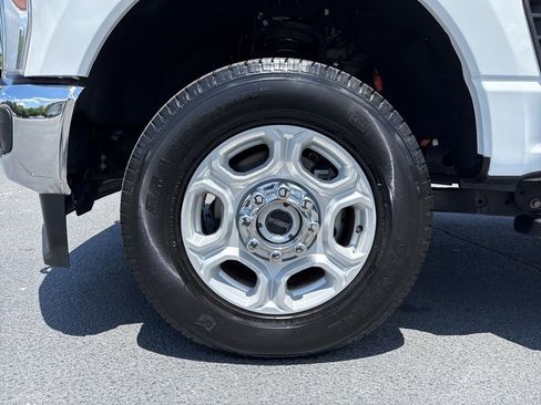 Used 2025 Ford F250 XLT AWD/4WD image 29