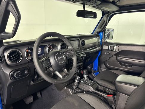 Used 2023 Jeep Wrangler Unlimited Sport AWD/4WD image 17