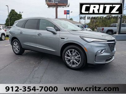 Used 2023 Buick Enclave Essence w/ Experience Buick Package