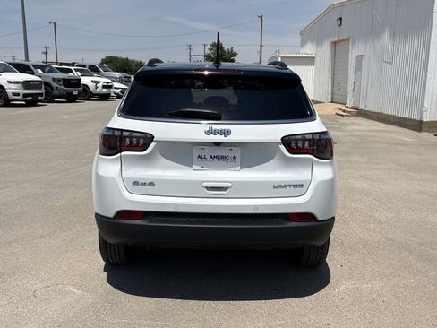 Used 2025 Jeep Compass Limited AWD/4WD image 7