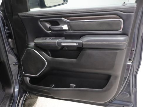 Used 2025 RAM 1500 Laramie AWD/4WD image 22