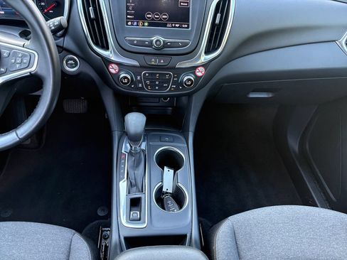 Used 2024 Chevrolet Equinox LT AWD/4WD image 11