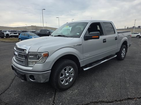 Used 2014 Ford F150 XLT w/ Equipment Group 302A Luxury image 7