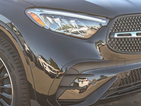 New 2026 Mercedes-Benz GLC 300 image 12