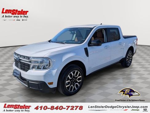 Used 2024 Ford Maverick Lariat AWD/4WD image 1