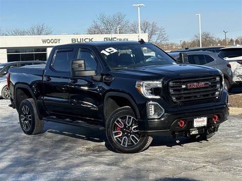 Used 2019 GMC Sierra 1500 AT4 w/ AT4 Premium Package image 2