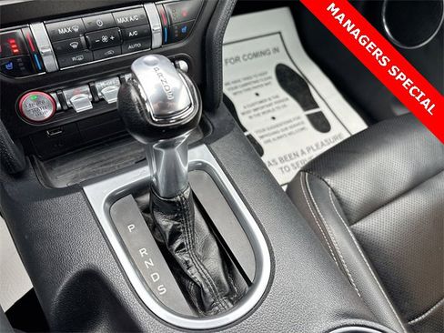 Used 2022 Ford Mustang Premium image 28