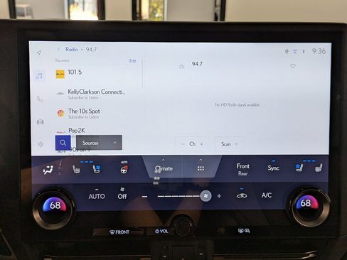 Used 2024 Lexus GX 550 image 12