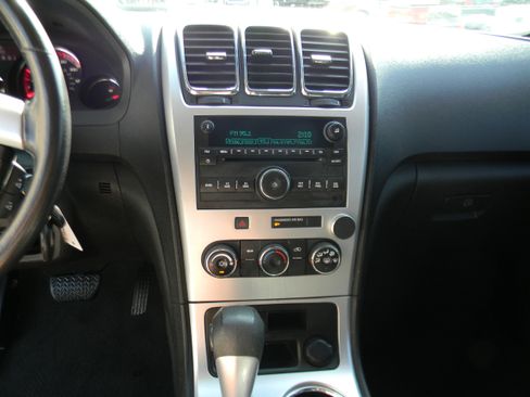 Used 2012 GMC Acadia SL w/ Preferred Package image 8