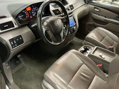 Used 2014 Honda Odyssey Touring image 15