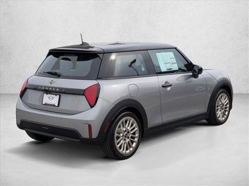 New 2026 MINI Cooper S image 2