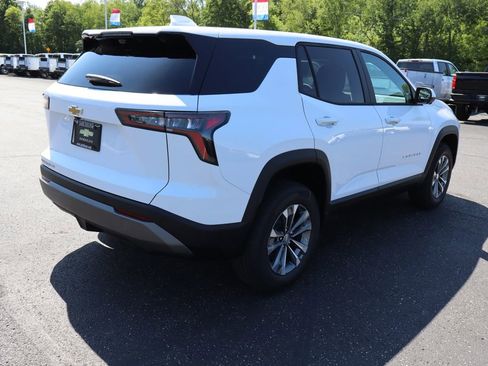 New 2026 Chevrolet Equinox LT w/ Convenience Package II AWD/4WD image 30