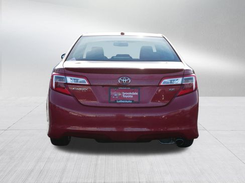 Used 2012 Toyota Camry SE w/ Convenience Pkg image 6