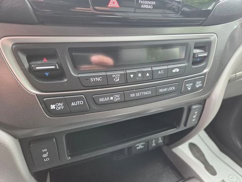 Used 2018 Honda Pilot EX-L image 16