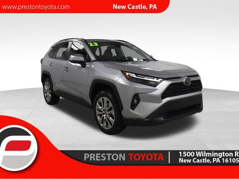 Used 2023 Toyota RAV4 XLE Premium image 1
