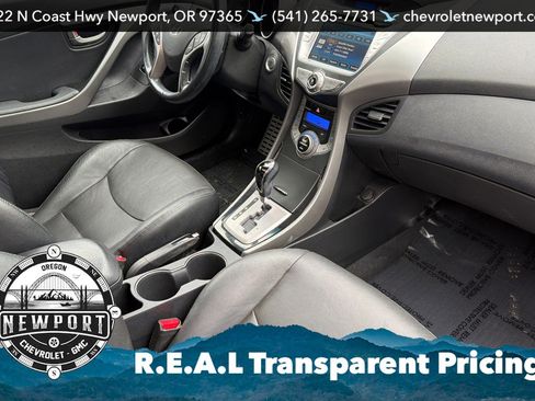Used 2013 Hyundai Elantra SE w/ Technology Pkg image 15