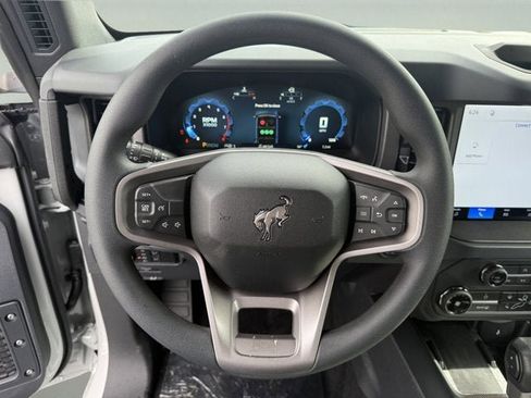 New 2026 Ford Bronco 4-Door w/ Sasquatch Package AWD/4WD image 13