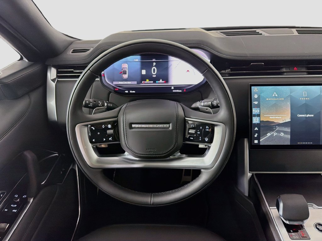 New 2026 Land Rover Range Rover Long Wheelbase SE AWD/4WD image 24