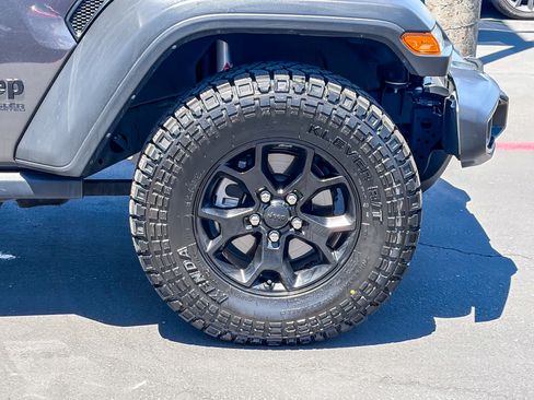 Used 2022 Jeep Wrangler Unlimited Sport AWD/4WD image 9