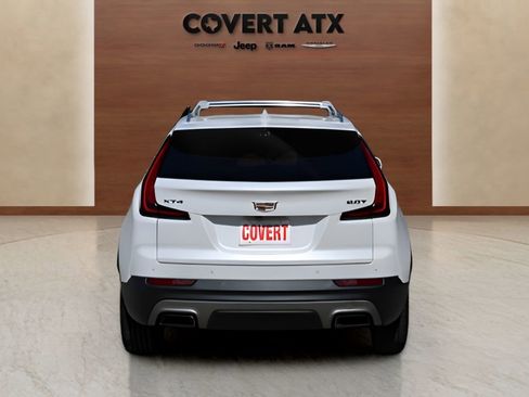 Used 2019 Cadillac XT4 Premium Luxury w/ Technology Package FWD image 4