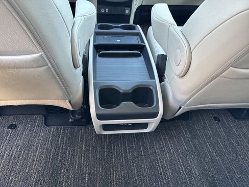 New 2026 Honda Odyssey EX-L image 10