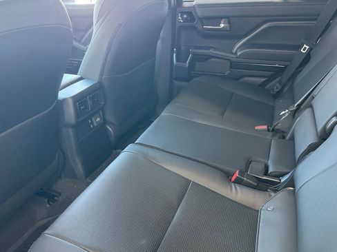 New 2026 Toyota 4Runner Limited AWD/4WD image 9