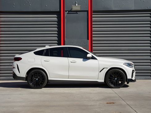 Used 2021 BMW X6 sDrive40i w/ M Sport Package image 11
