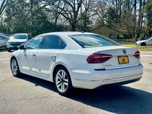 Used 2017 Volkswagen Passat 1.8T SE image 5
