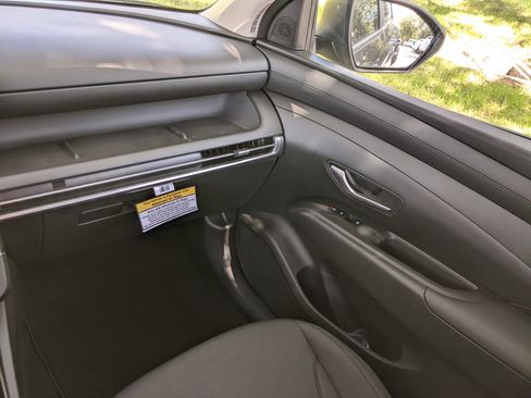 New 2026 Hyundai Tucson SE image 14