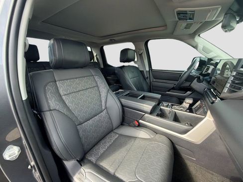 Used 2024 Toyota Tundra Limited image 14