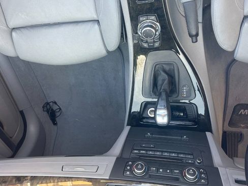 Used 2009 BMW 328i Convertible RWD image 11