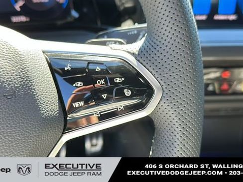 Used 2022 Volkswagen GTI S image 12