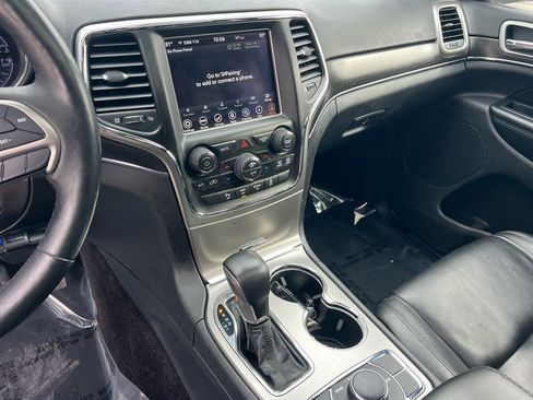 Used 2018 Jeep Grand Cherokee Limited image 29