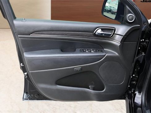 Used 2020 Jeep Grand Cherokee High Altitude image 11