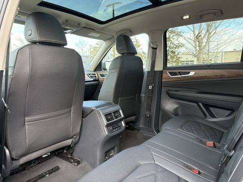New 2026 Volkswagen Atlas SE FWD image 13