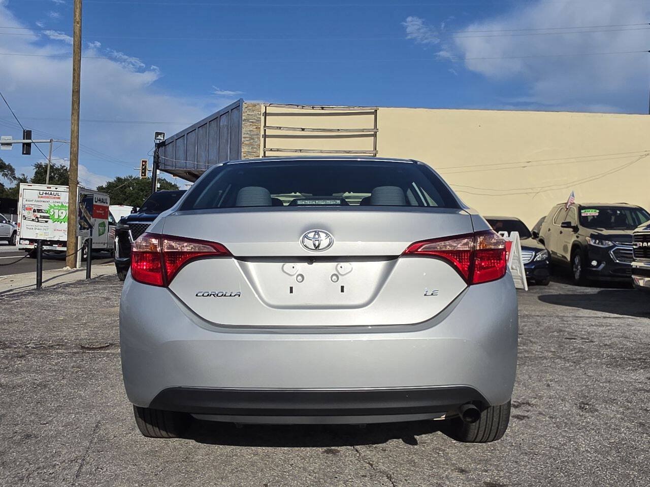 Used 2018 Toyota Corolla LE FWD image 11