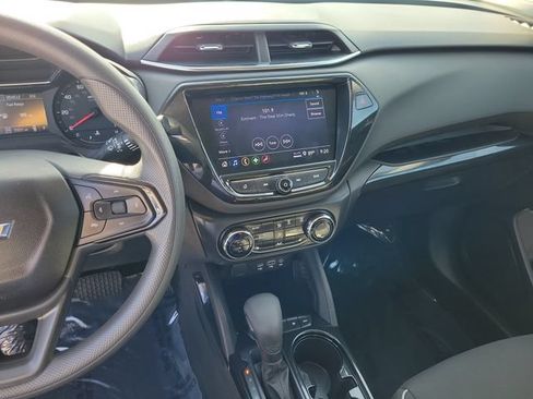Used 2022 Chevrolet TrailBlazer LT w/ Convenience Package AWD/4WD image 23