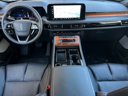 New 2026 Lincoln Aviator Black Label AWD/4WD image 12
