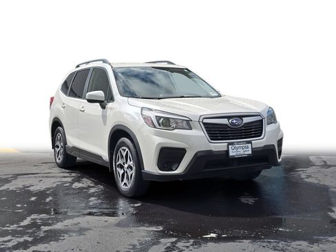 Used 2020 Subaru Forester Premium AWD/4WD image 1